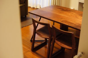 #005 DINING TABLE